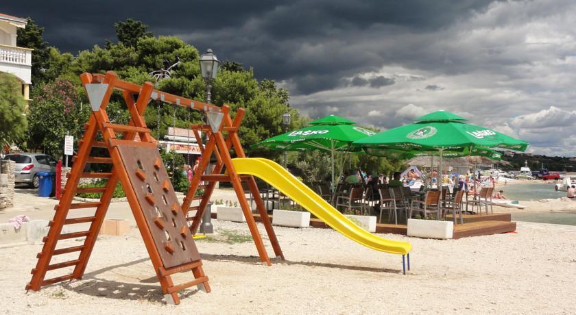 פאקוסטאן Gardenia Apartments מראה חיצוני תמונה